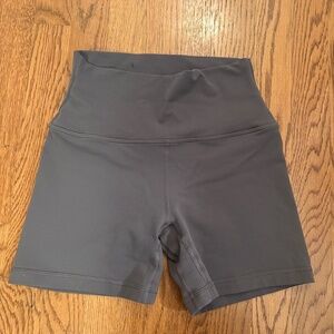 BUTTER Cheeky Hi-Rise 5" Short